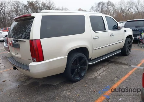 2007 Cadillac Escalade Esv Standard из США, поврежденный, VIN 1GYFK668X7R208228